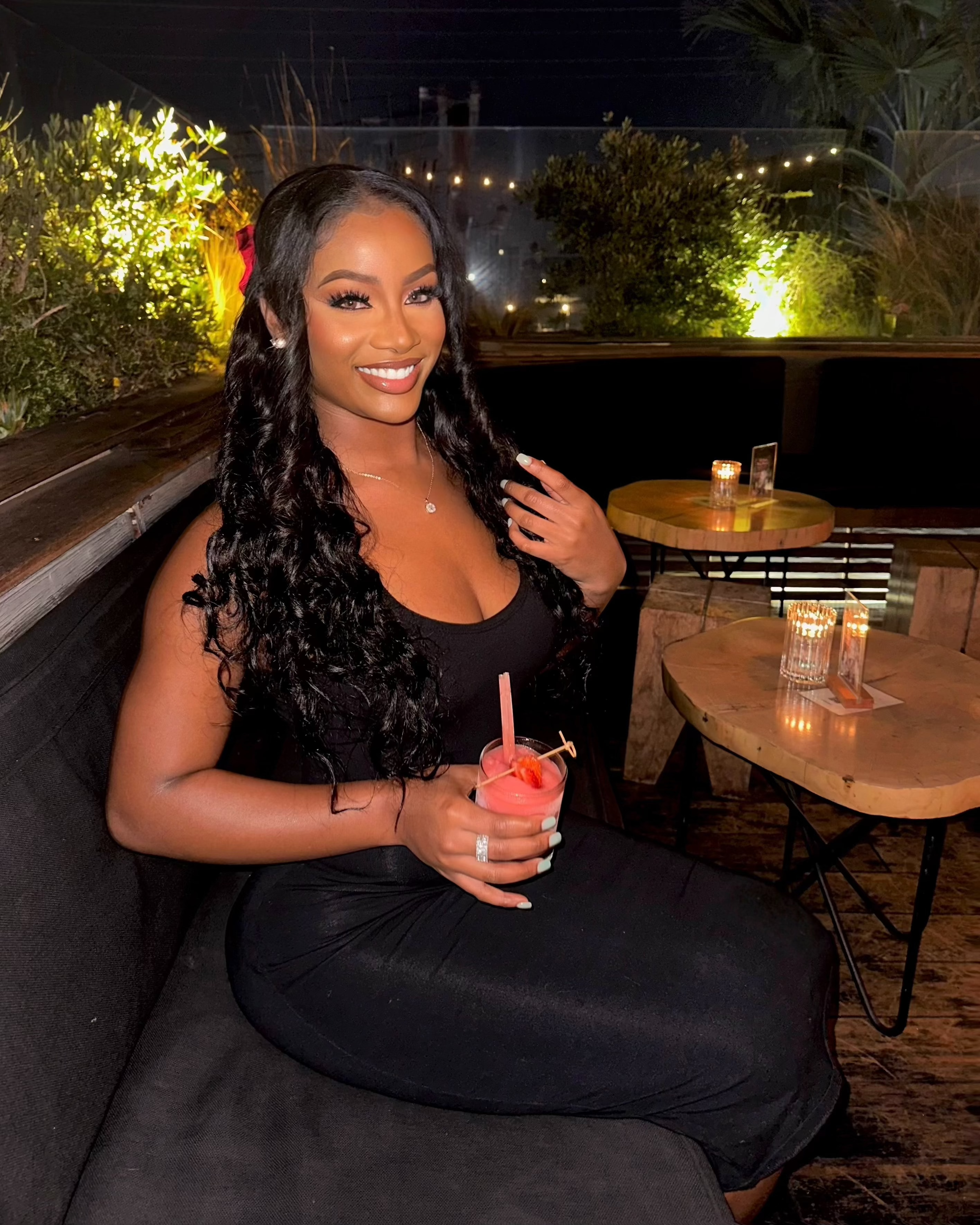 Natural Black||carousel