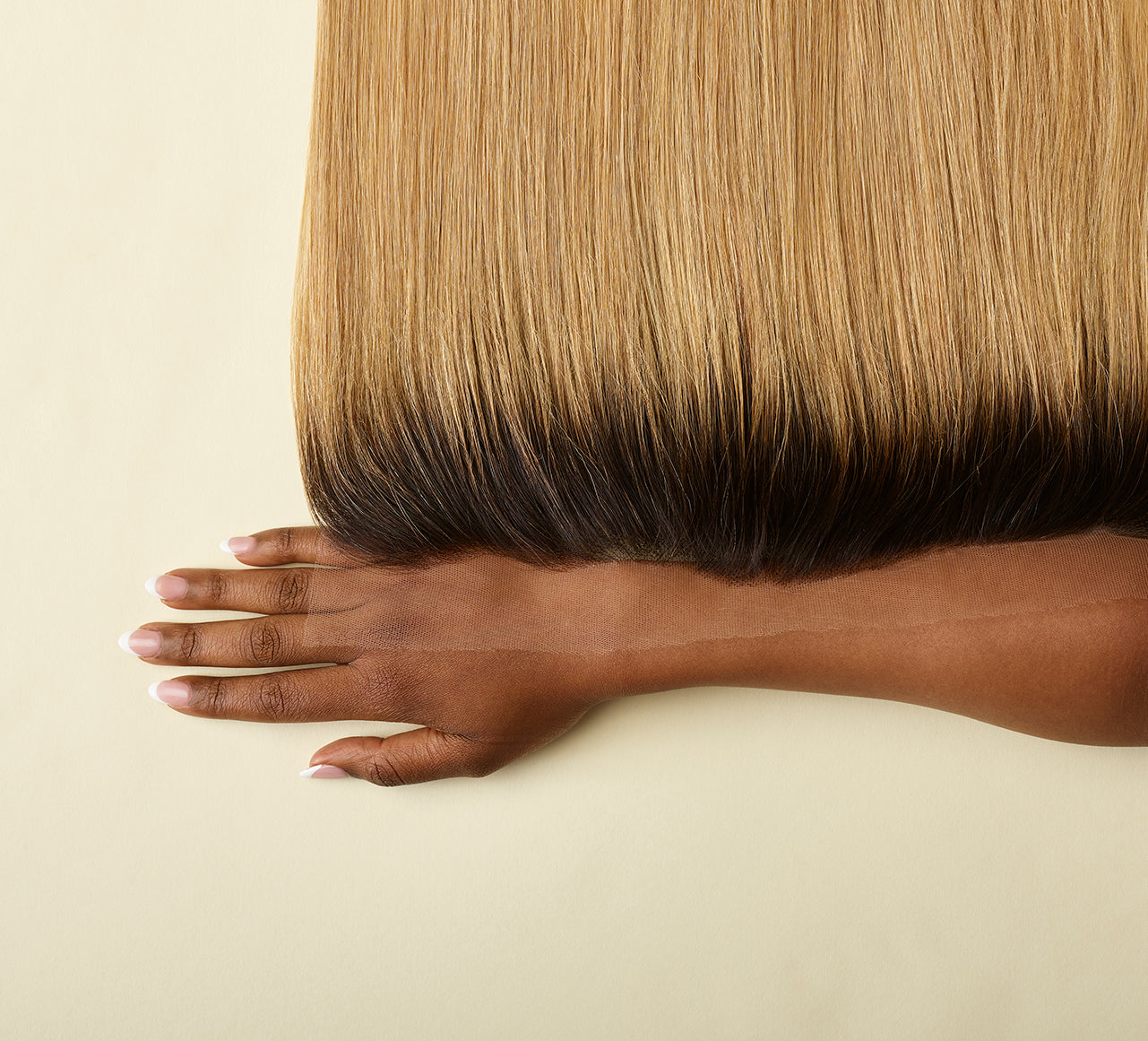 Dark Blonde (#27) with Dark Roots (#1B)||carousel