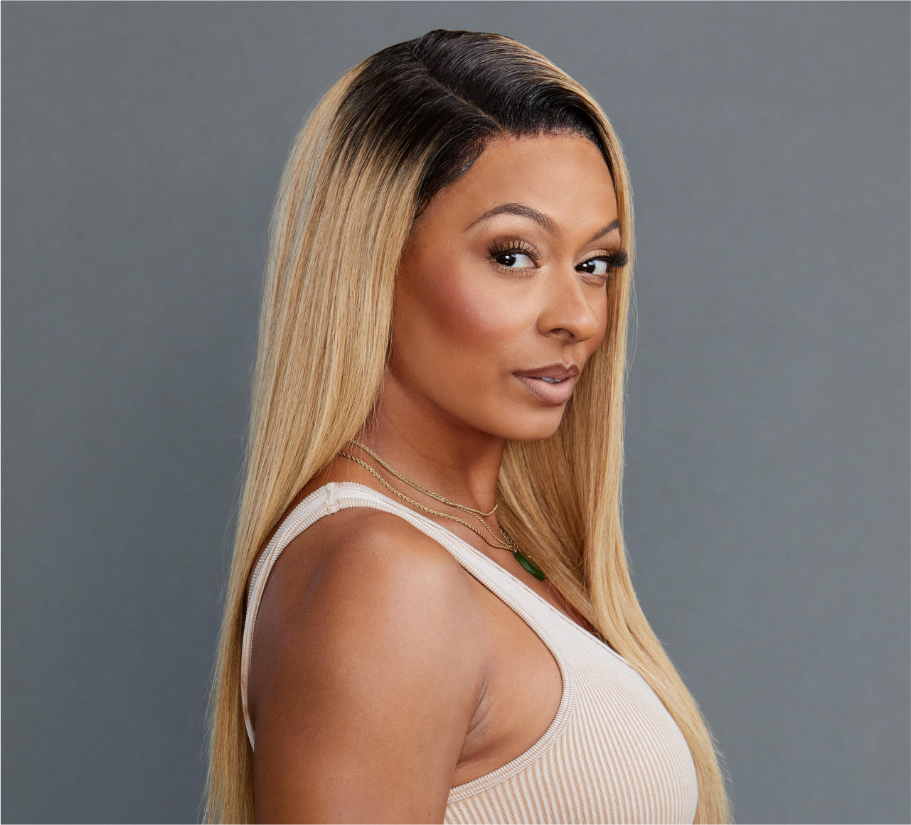 Dark Blonde (#27) with Dark Roots (#1B)||carousel