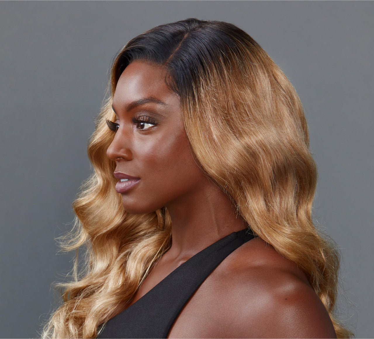 Dark Blonde (#27) with Dark Roots (#1B)||carousel