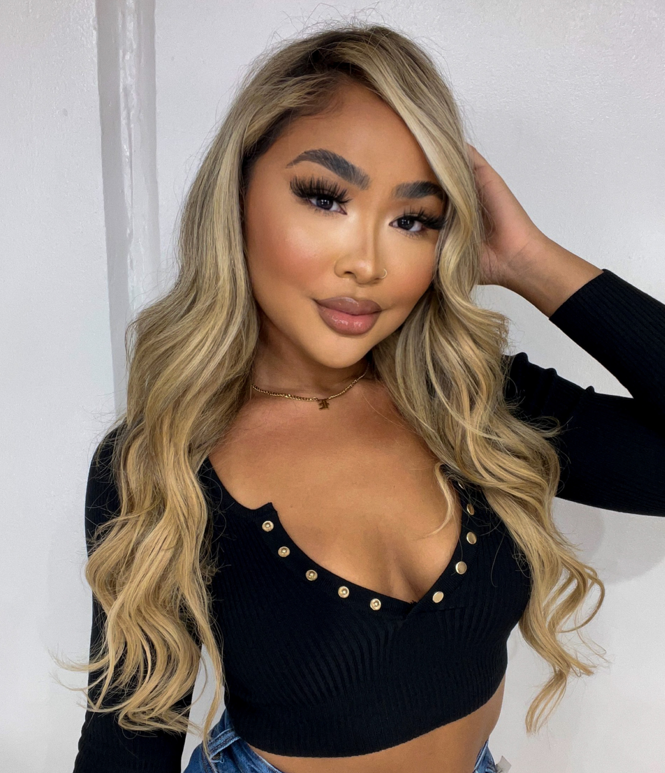 7 Dark Warm Blonde with 8 Blonde Balayage Seamless Clip-In Hair Extensions