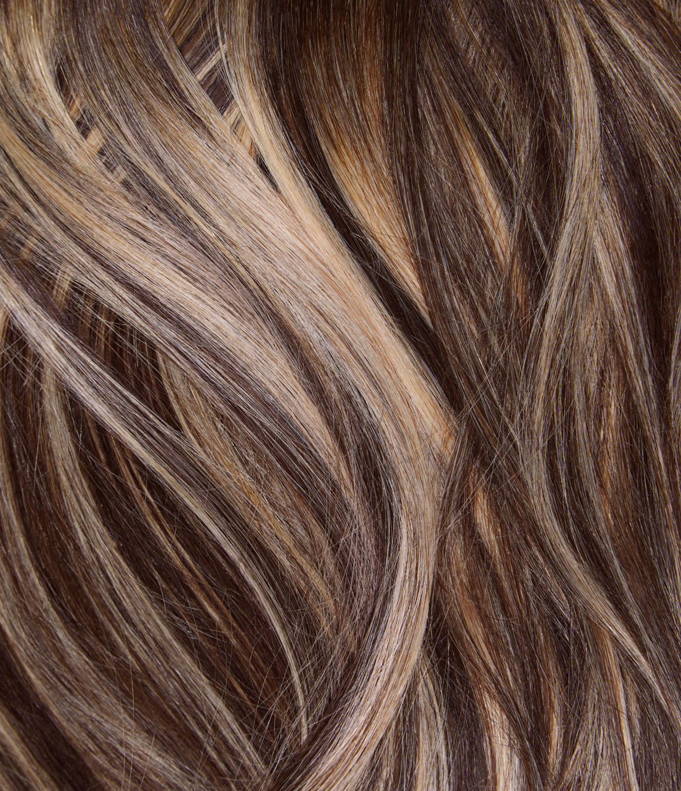 4 Dark Brown with 8 Blonde Highlights Seamless Clip-In Hair Extensions